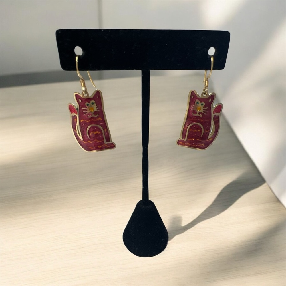 Vintagee Cloisonné Cat Earrings
